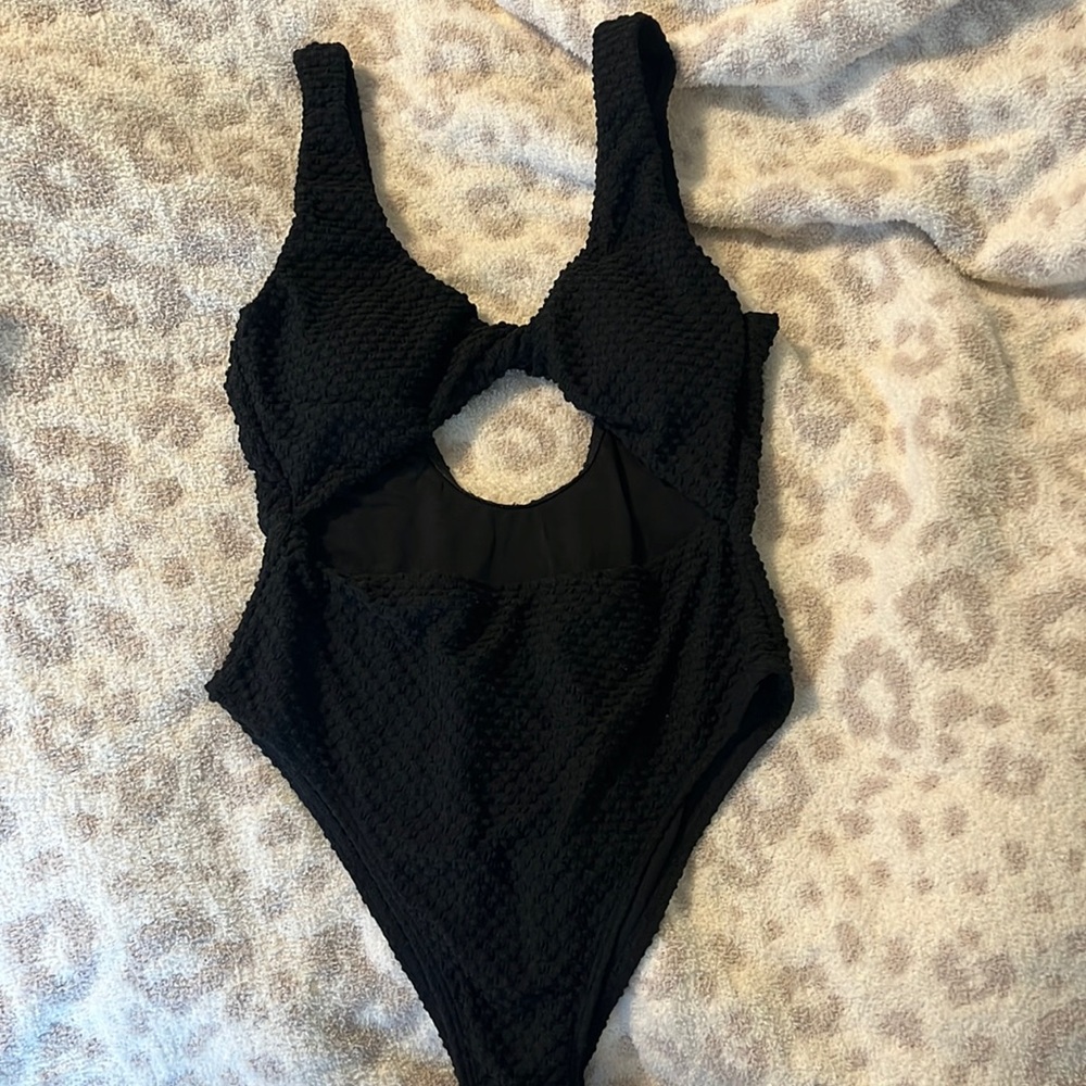 black one piece swimsuit